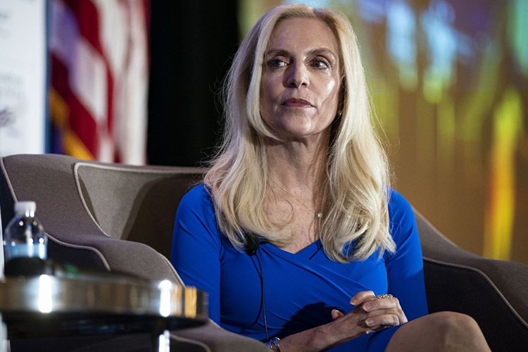 "Para politikasının bir süre kısıtlayıcı olması gerekecek"