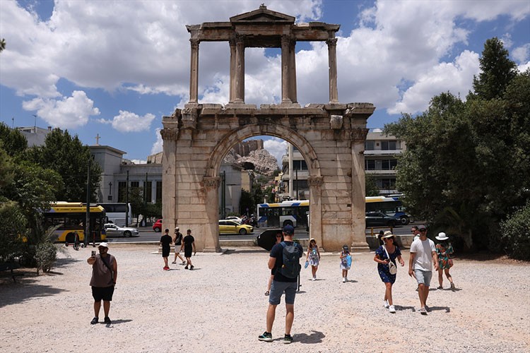 Turizm Yunanistan için ekonominin önemli bir unsuru