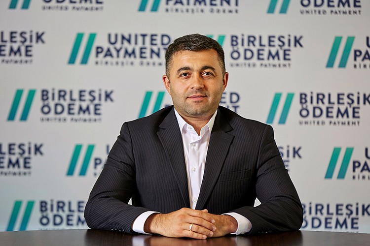 Kardeş ülke Azerbaycan'a anında para transferi