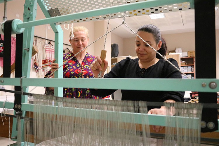 Yozgatlı kadınlar asırlık dokuma kültürünü yaşatıyor