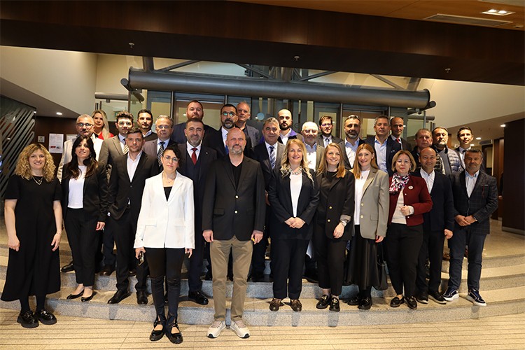 Hazır giyim ihracatında evdeki hesap çarşıya uymadı