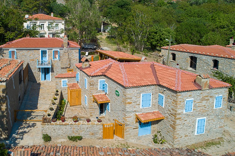 Sağlığına kavuşmak isteyen burada tatil yapıyor