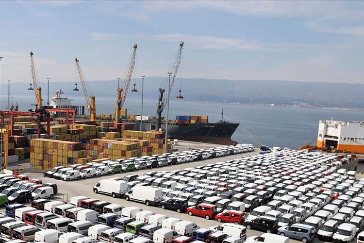 Otomotiv sektörü şubatta 2,5 milyar dolarlık ihracat yaptı