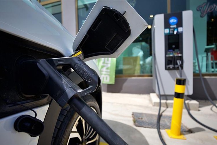 Elektrikli araç şarj soket sayısı şubatta yüzde 4,2 arttı