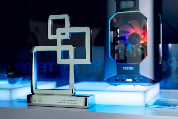 TECNO'nun MEGA MINI Gaming G1, GLOMO Ödülleri 2025'te Parlıyor
