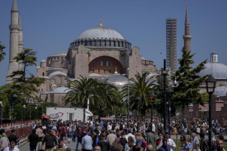 Ayasofya Camii yaklaşık 25 milyon ziyaretçi ağırladı