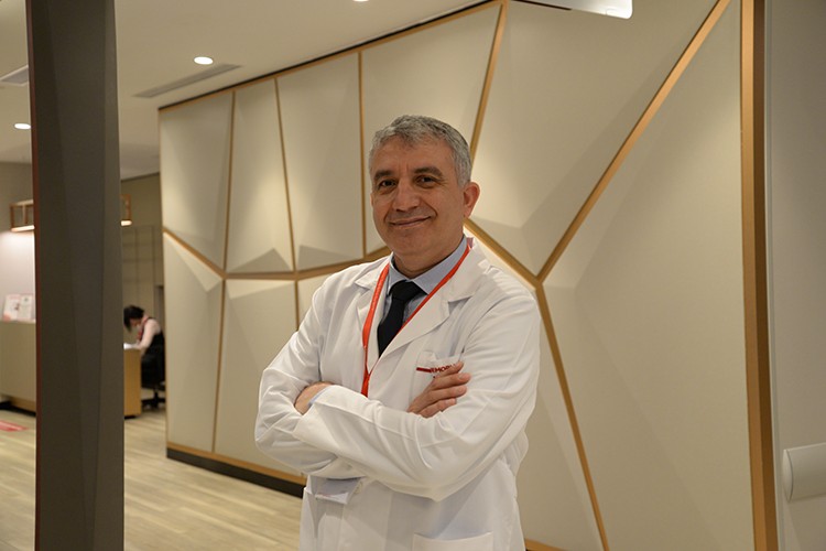 Akciğer Kanserinde Robotik Yöntem Sağlıklı Bir Nefes Sunuyor