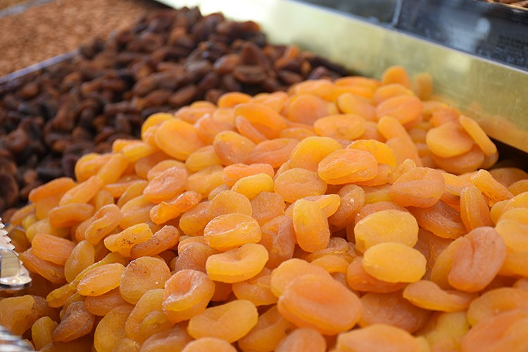 Kuru kayısı ihracatından 290 milyon dolar gelir