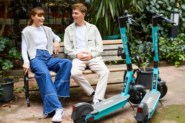 Arnavutluk BinBin ile Tanışıyor