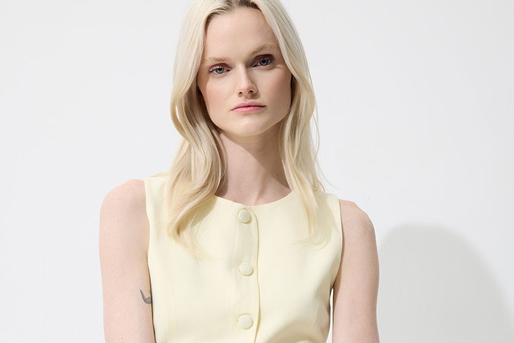 DeFacto'dan yumuşak sarı tonda yeni yaz koleksiyonu