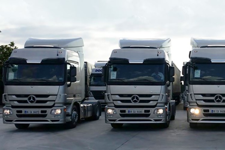 Deprem bölgesine lojistik destek hizla devam ediyor