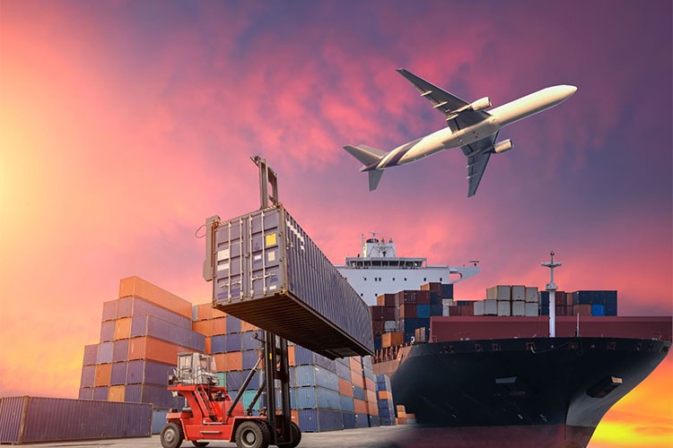 Dış ticaret açığı 6 milyar 444 milyon dolara geriledi