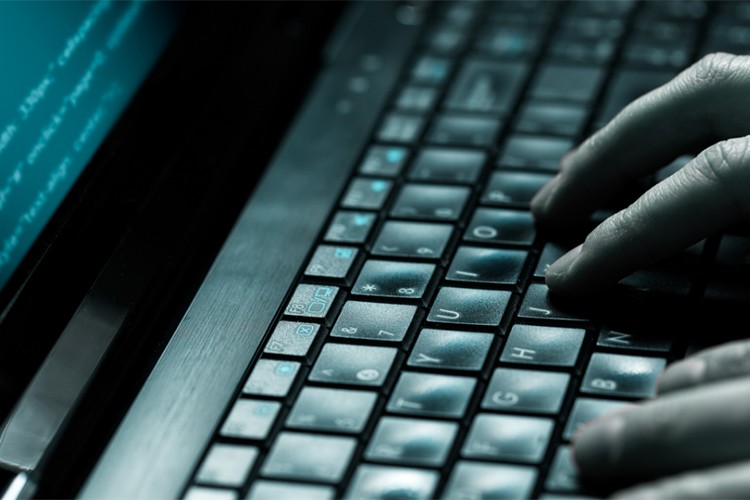 Şirketler bilgilerini ikinci el cihaz fiyatına satıyor