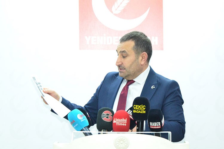 Asgari ücret cebe girmeden açlık sınırının altında kalıyor