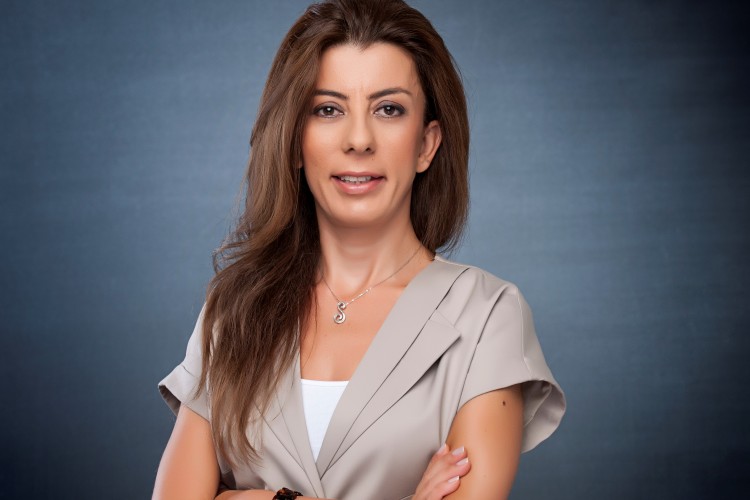 50. yılında 50 genç kadınla mentorluk programına başlıyor