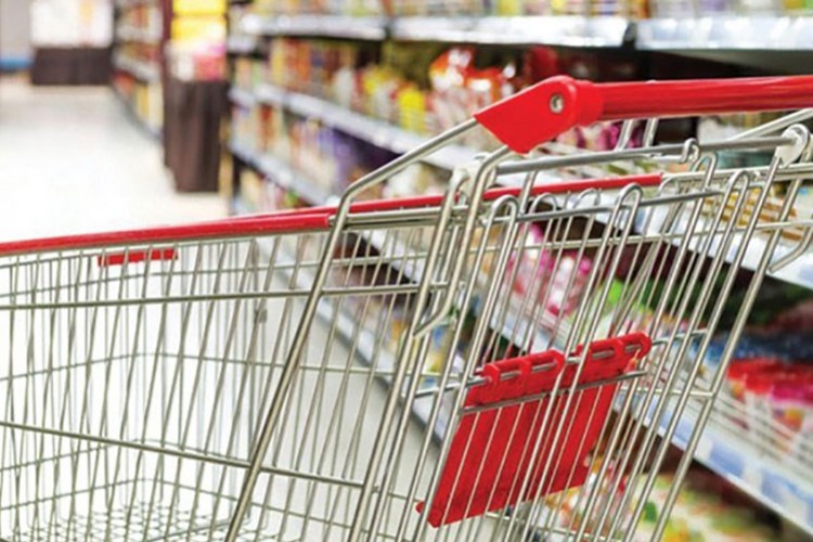 Hizmette güven arttı, perakende ve inşaatta azaldı