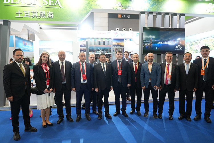 Çinliler Trabzon'a yoğun ilgi gösterdi