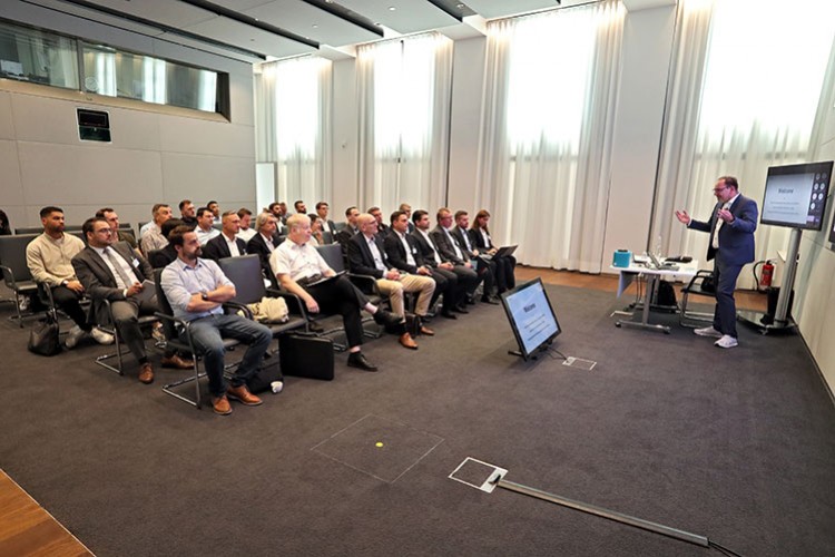 Kablosuz şarj alanında bir adım daha