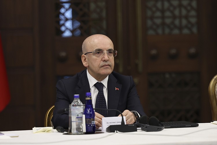 "Ülkeyi önemli bir finans ve ticaret merkezi yapmak istiyoruz"