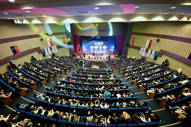 "ICEBERG Demo Day 2025" etkinliğiyle yatırımcılara sunum yaptı