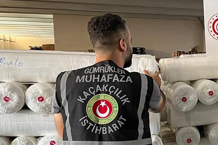 Vatandaşlardan gelen ihbarlarla kaçak eşyaya geçit verilmedi