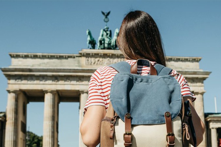 Üniversite mezunları Almanya'yı tercih ediyor