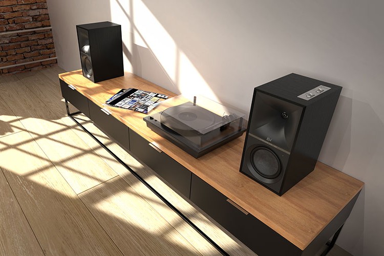 Klipsch, aktif hoparlör serisini genişletiyor