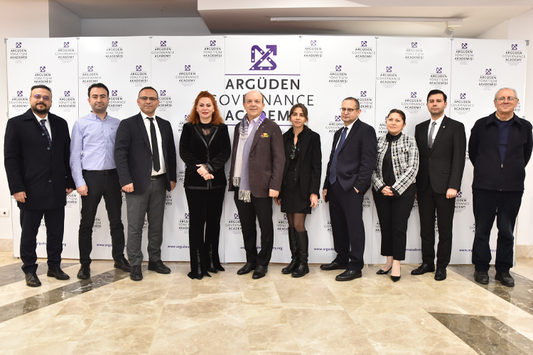 İSTANBUL İLÇELERİNİN BELEDİYE YÖNETİŞİM KARNESİ YAYINLANDI