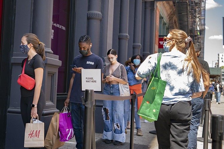 ABD'de enflasyon nisanda beklentileri aştı