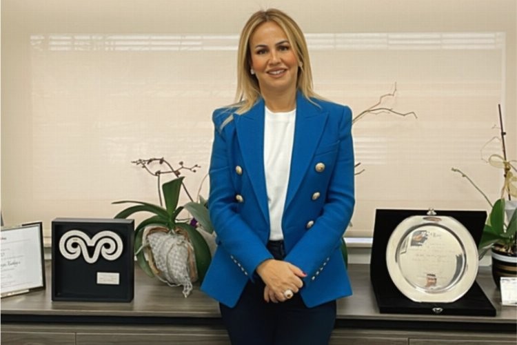 Ekin, Usla ile iş birliği gerçekleştirdi