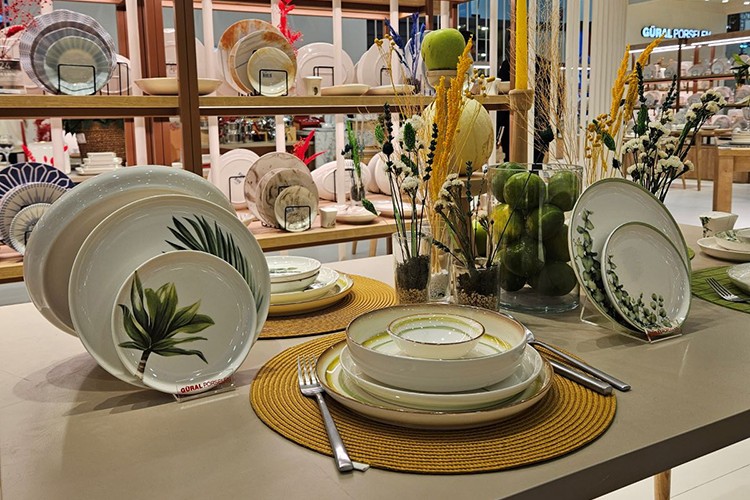 En yeni koleksiyonlarını Zuchex Fuarı'nda sergiledi