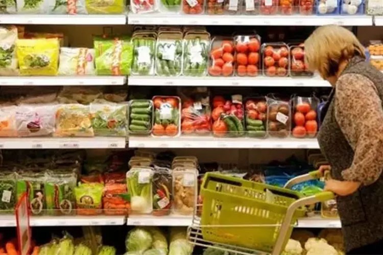 ABD'de perakende satışlar martta beklenenden fazla arttı