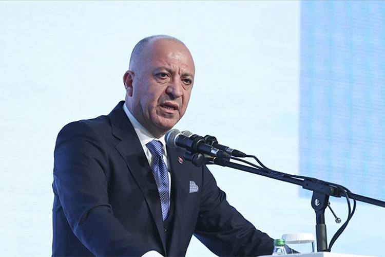 "Beklentimiz kredi faizlerinin de bir an önce düşürülmesidir"