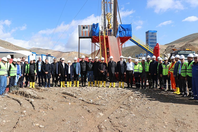 İsra Holding'den Ağrı'ya 294 milyon dolarlık enerji ve tarım yatırımı