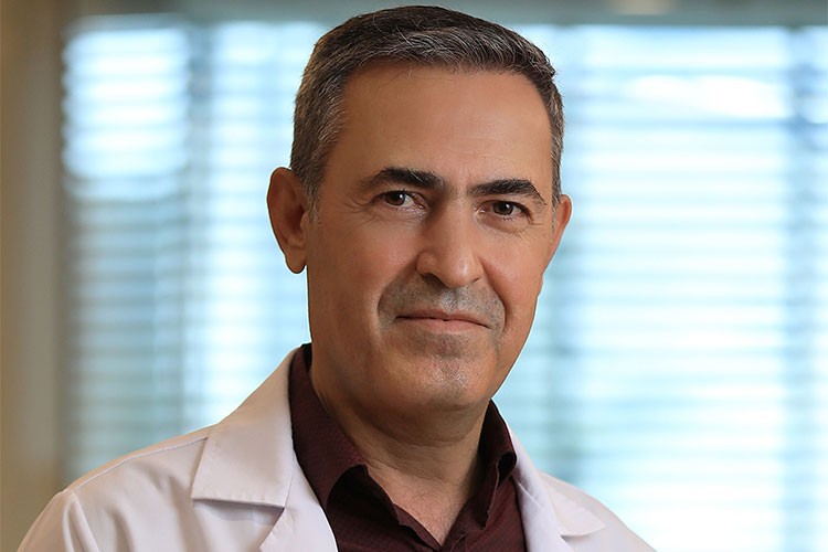 Erkeklerde Meme Büyümesi Başarıyla Tedavi Edilebiliyor