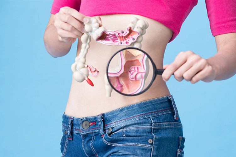 Kolon-rektum kanserlerinde görülme yaşı düşüyor