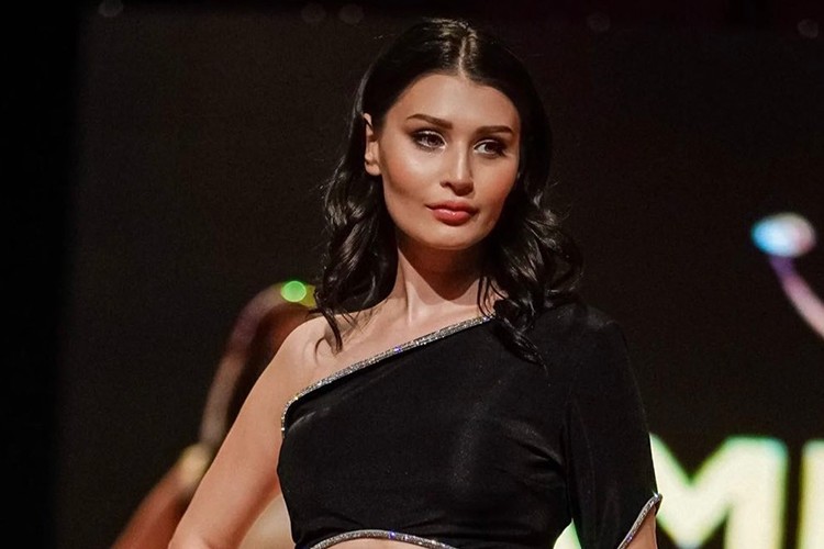 Merve Canikli rüzgar gibi