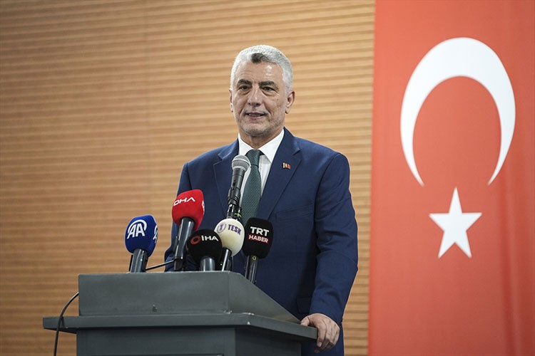 "Türk ekonomisini 1 trilyon 322 milyar dolara taşıdık"