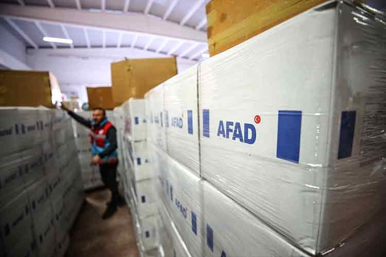 Lojistik ağı sayesinde günde 5 bin gıda kolisi dağıtılıyor