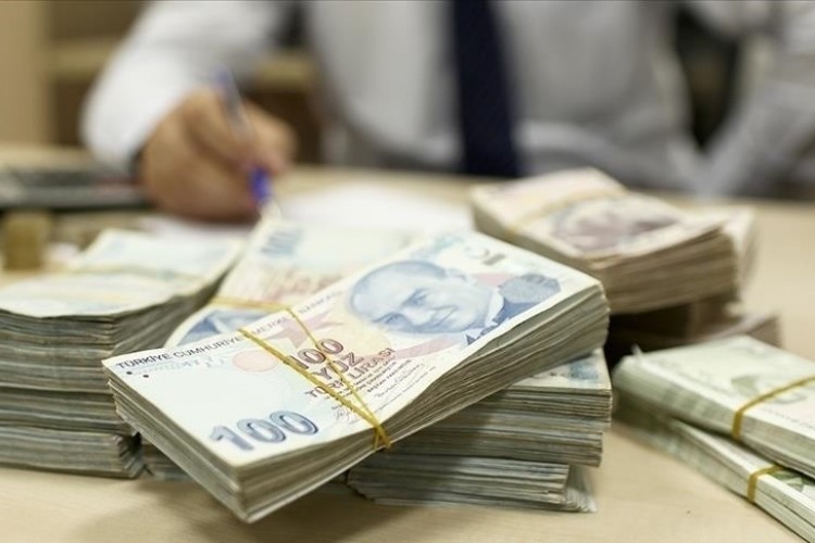 Bankacılık sektörünün kredi hacmi geçen hafta 13,8 trilyon lira oldu