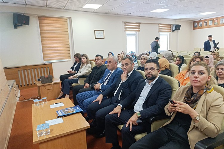 Erzurum'da kadın girişimcilere destek toplantısı yapıldı