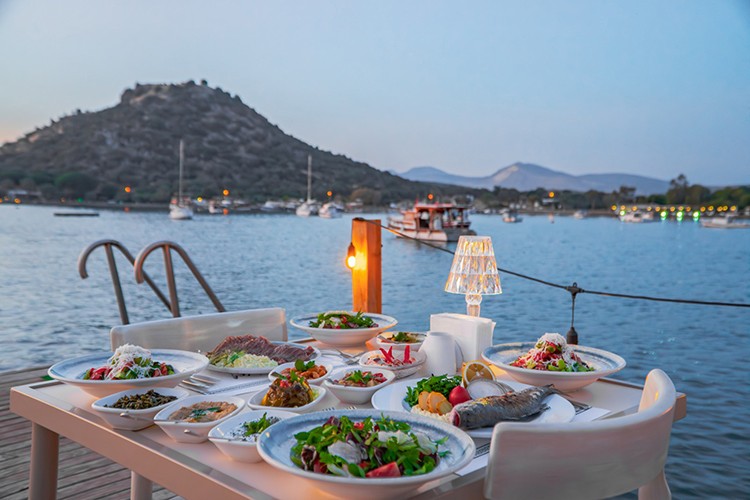 Çeşme'nin antik kentlerinden Ildırı'da lezzet yolculuğu