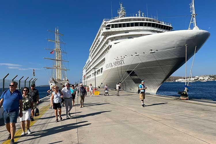 Silver Spirit Bodrum'u ziyaret etti
