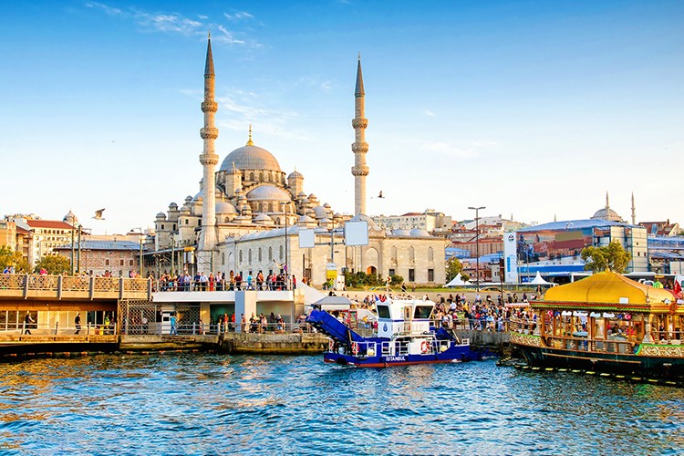 İstanbul 8 ayda 10 milyondan fazla yabancı turist ağırladı