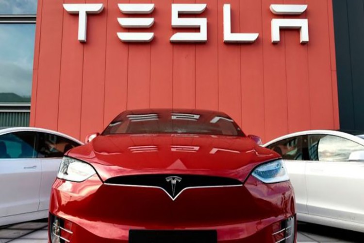 Tesla ABD ve Avrupa'da fiyatlarını düşürdü