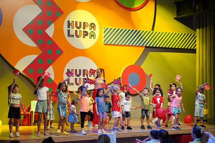 Ara tatilde öğrencileri bekliyor