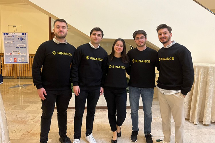 Mentorluk desteği sağladı