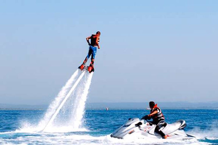 Yaz tatilinde deniz ve su sporlarına dikkat