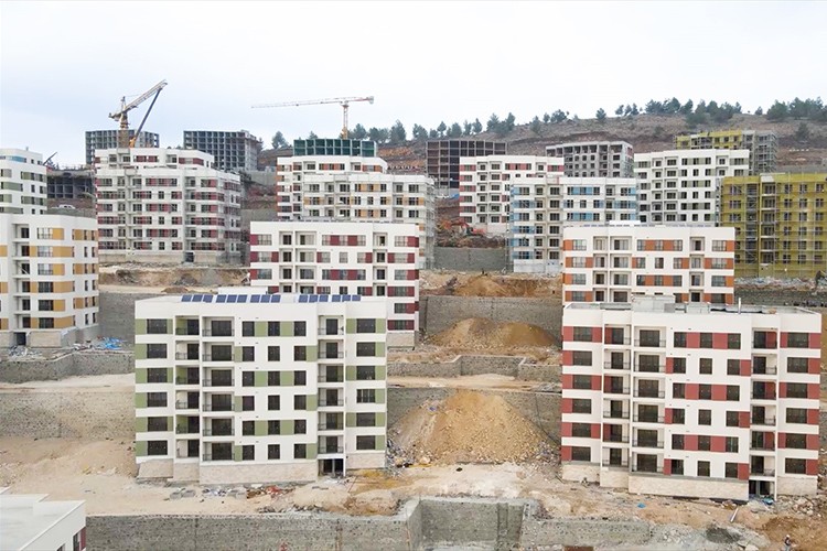Kilis'te 1045 konut hak sahiplerine teslim edilece