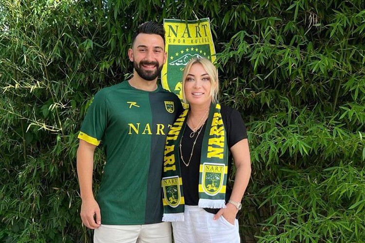 Bir 'çilek' transfer de Nur Demirağ'dan